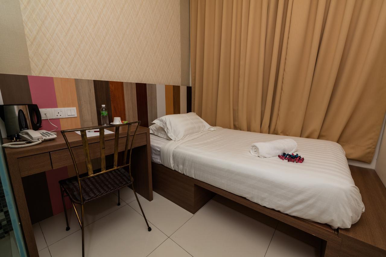Uptown Subang Airport Hotel Shah Alam Exterior foto