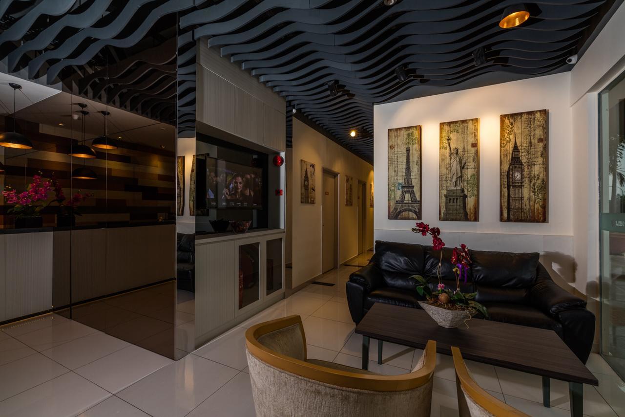 Uptown Subang Airport Hotel Shah Alam Exterior foto